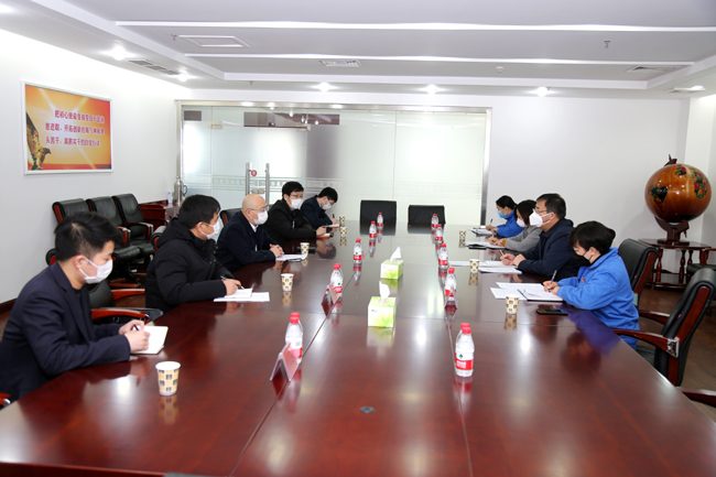 鄭州銀行洛陽分行行長田煒、副行長金昱一行到萬基控股集團(tuán)調(diào)研