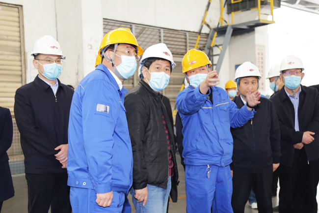 洛陽市委常委、常務(wù)副市長孫延文到萬基調(diào)研指導(dǎo)工作