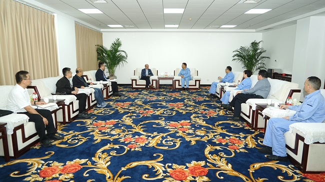 中鋁寧夏能源集團黨委書記、董事長丁吉林一行到萬基控股集團調(diào)研